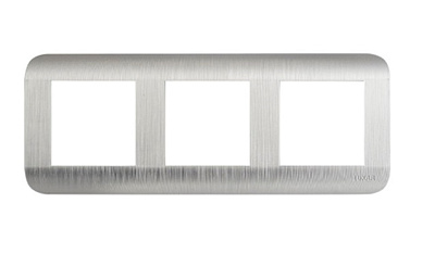 Рамка Luxar Deco на 3 поста серебро рифленая горизонтальная 10.903.03