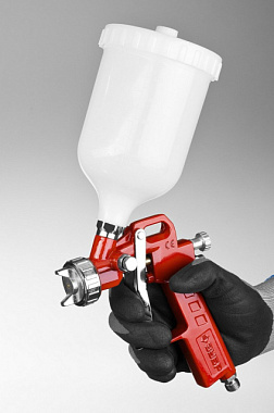 Краскопульт Зубр MS 200 пневматический с верхним бачком 1,3 мм 06455-1.3