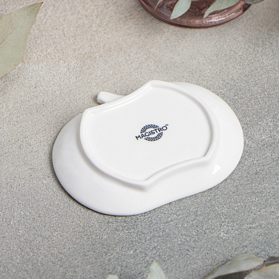 Блюдо Magistro Тыковка фарфоровое белый d=11,2 см 9335917