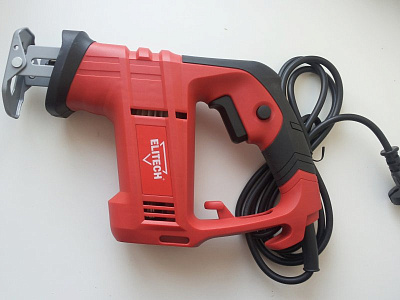 Пила сабельная Elitech ПС 500