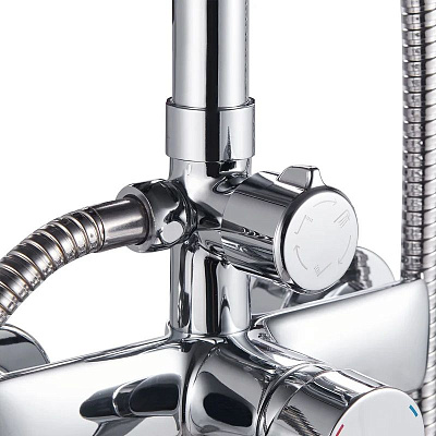 Душевая система Milardo Stripe с тропическим душем STRSB1FM06