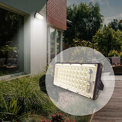 Прожектор Apeyron светодиодный трансформер 30W 4000lm 4000К 4K IP65 черн мет 212*107*27 05-42 801205