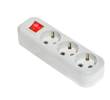 Колодка Lux розетка удлинителя Y3-EBK  3-местная с з/к и выключателем, 250В 16А